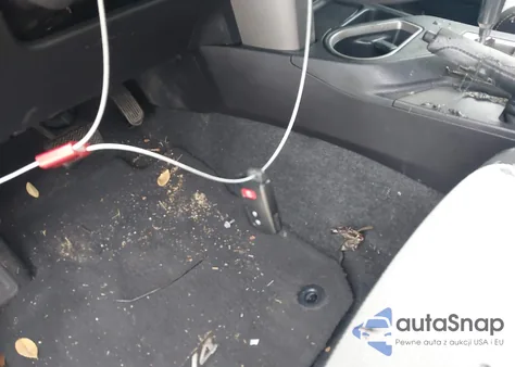 2017 Toyota Rav4 Xle z USA, uszkodzony, nr VIN 2T3WFREV8HW346760